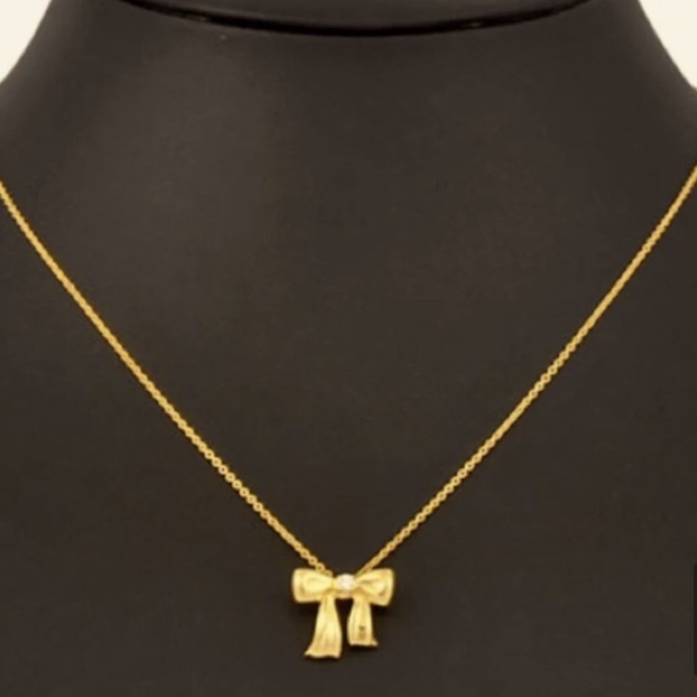 Retired Tiffany and Co. 18K Bow & Tiffany Diamond! - Picture 6 of 6